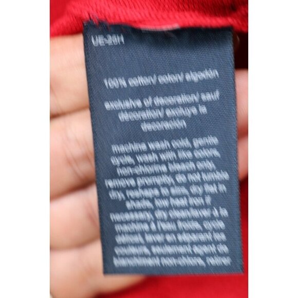 Tommy Hilfiger Women's Red Long Sleeve Sweater-Polar Bear-Size Medium-New w/Tags - Picture 6 of 8